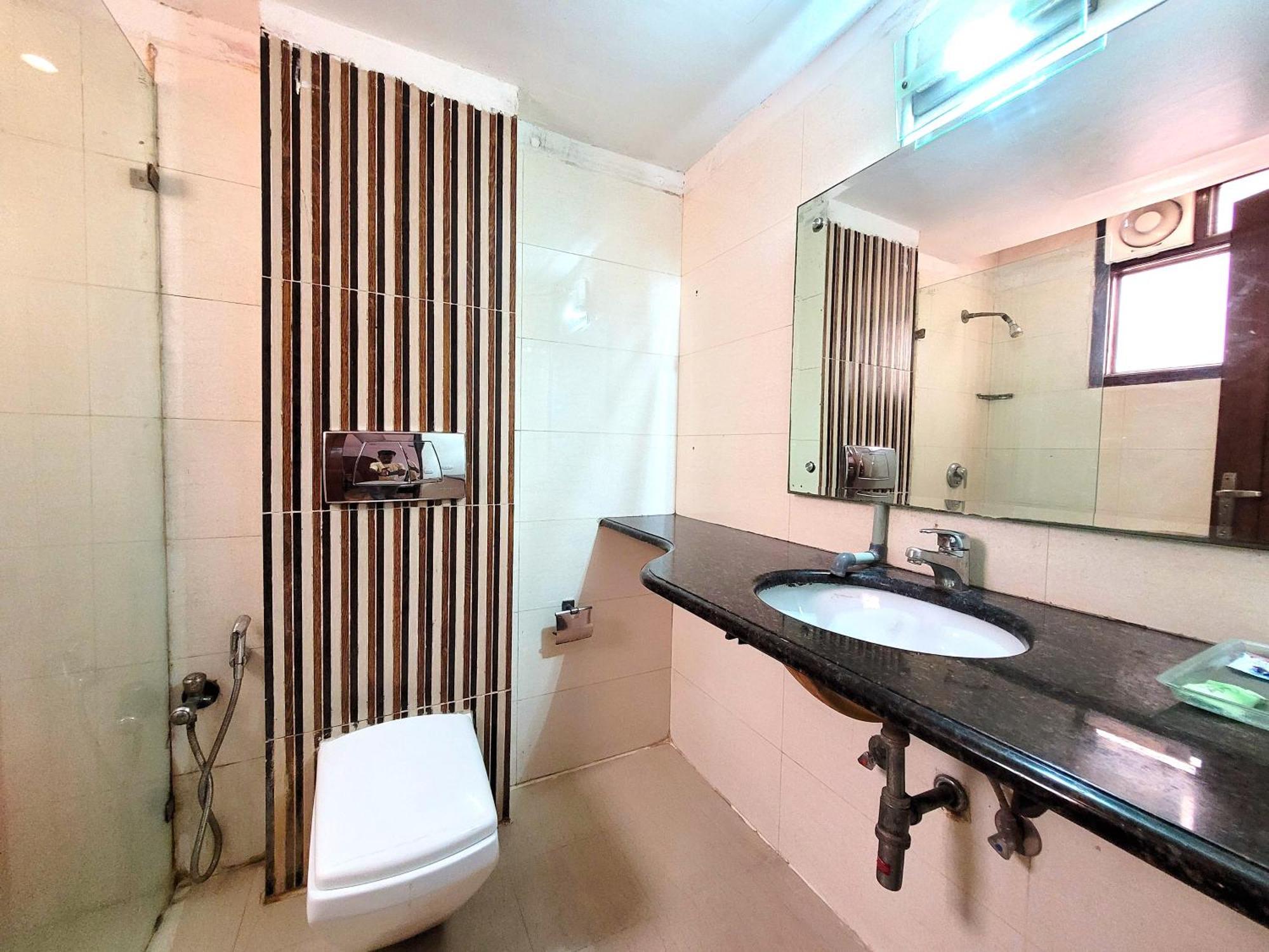 Hotel The Daanish Residency - Karol Bagh New Delhi Eksteriør billede