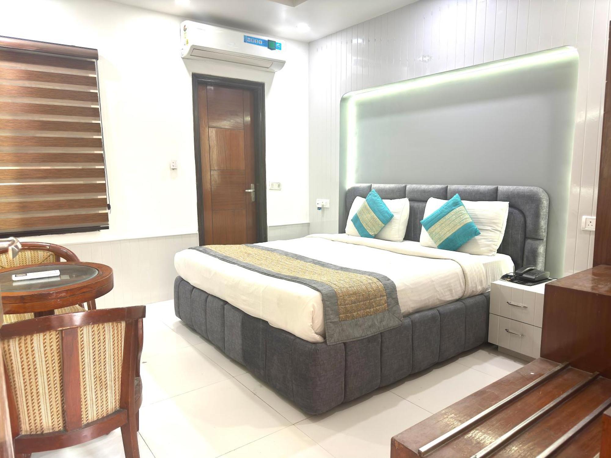 Hotel The Daanish Residency - Karol Bagh New Delhi Eksteriør billede